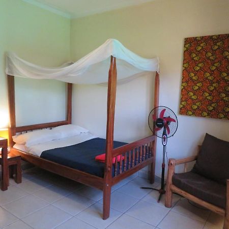 Hotel Bikeventures House Uganda à Jinja Extérieur photo