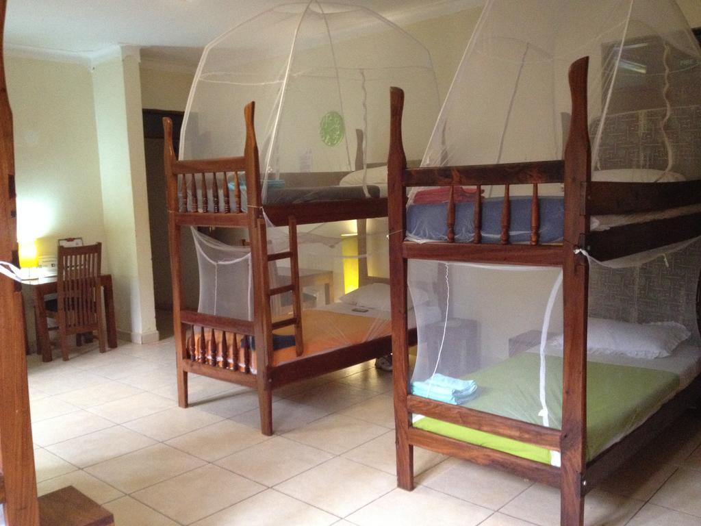 Hotel Bikeventures House Uganda à Jinja Extérieur photo